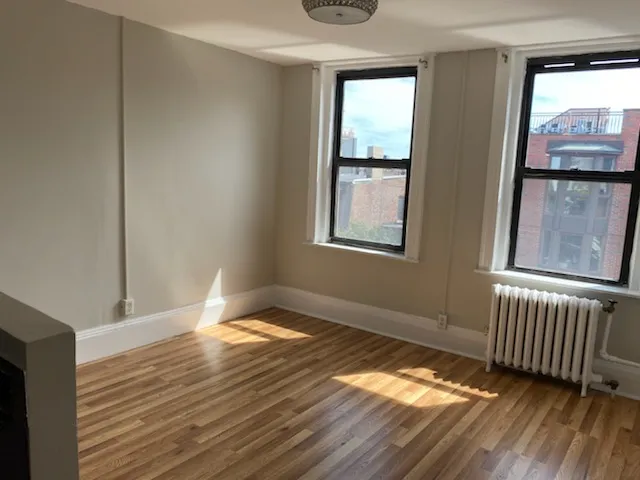 3 bed, 1 bath apartment for rent at 224 Hanover St Unit 17, North End — photo 6 of 25