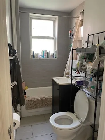 3 bed, 1 bath apartment for rent at 224 Hanover St Unit 17, North End — photo 23 of 25