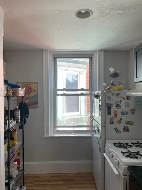 3 bed, 1 bath apartment for rent at 224 Hanover St Unit 17, North End — photo 13 of 25