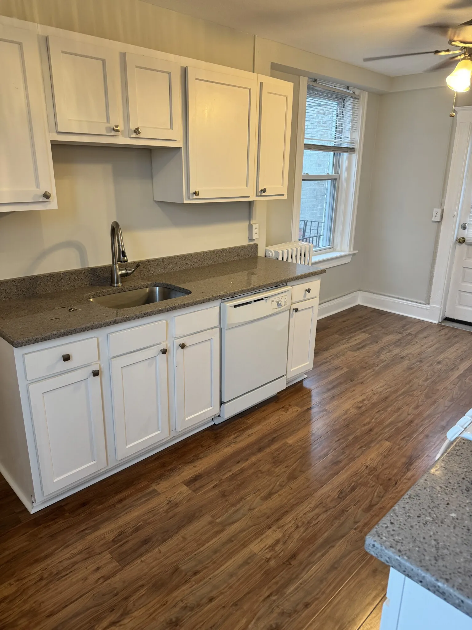 3 bed, 1 bath apartment for rent at 224 Hanover St Unit 20, North End — photo 3 of 35