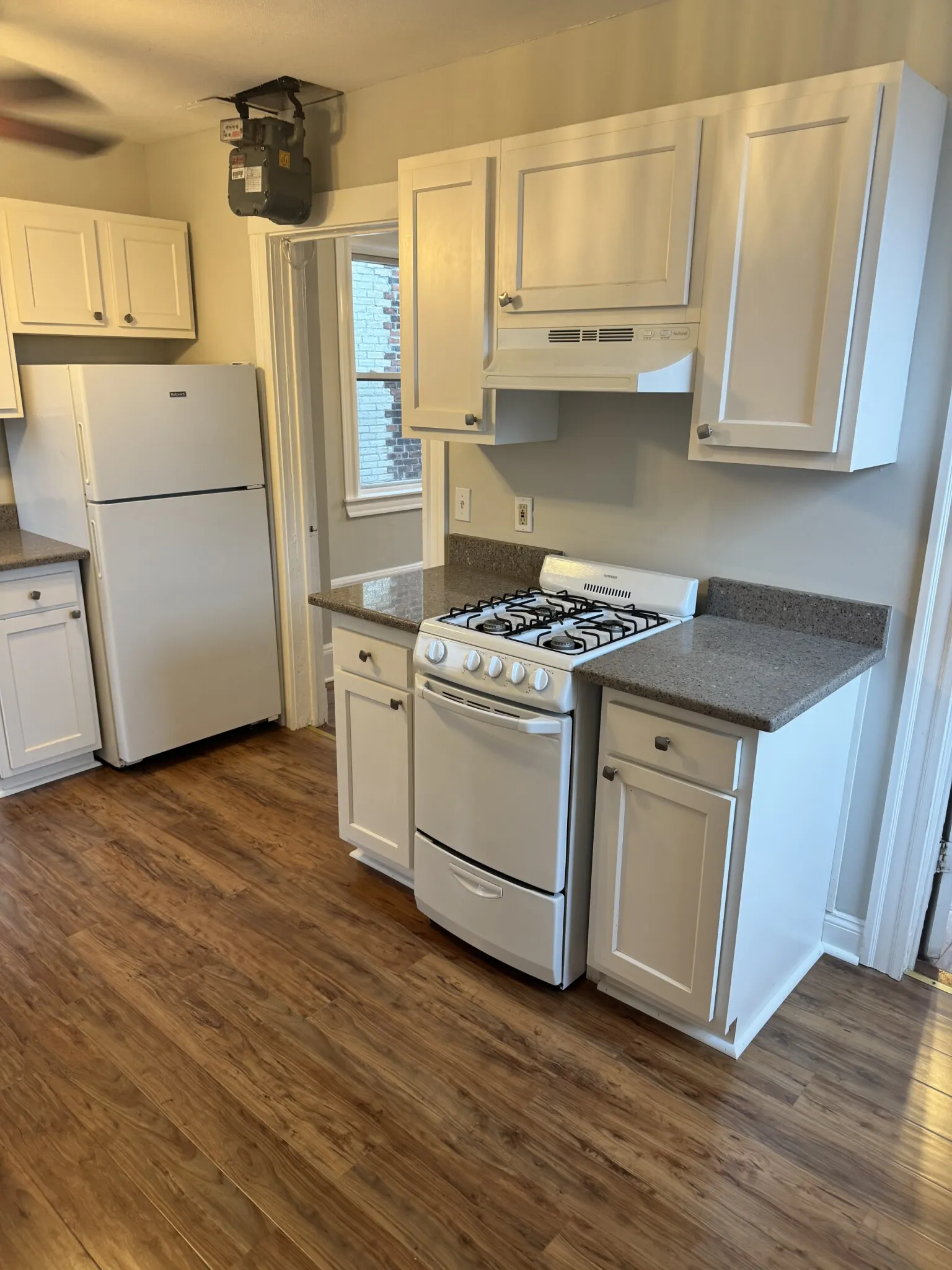 3 bed, 1 bath apartment for rent at 224 Hanover St Unit 20, North End — photo 2 of 35