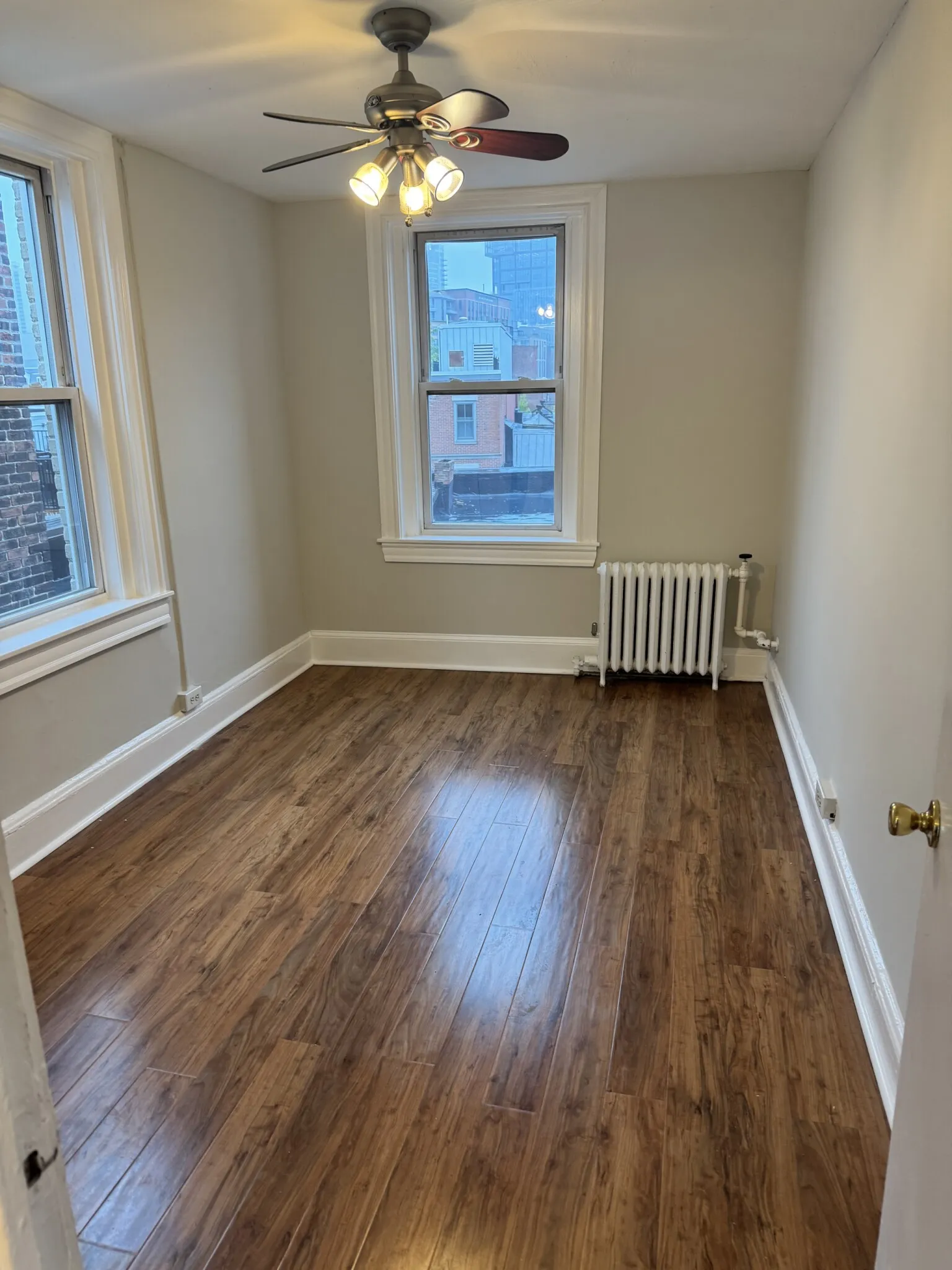 3 bed, 1 bath apartment for rent at 224 Hanover St Unit 20, North End