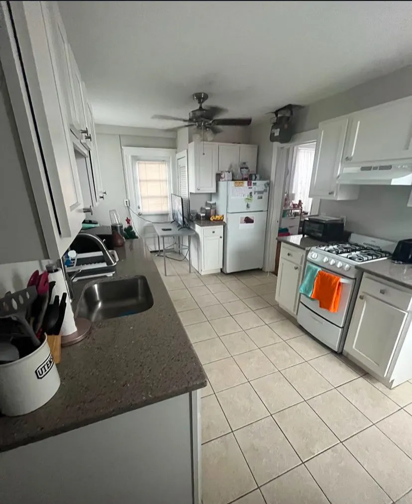 3 bed, 1 bath apartment for rent at 224 Hanover St Unit 20, North End — photo 15 of 35