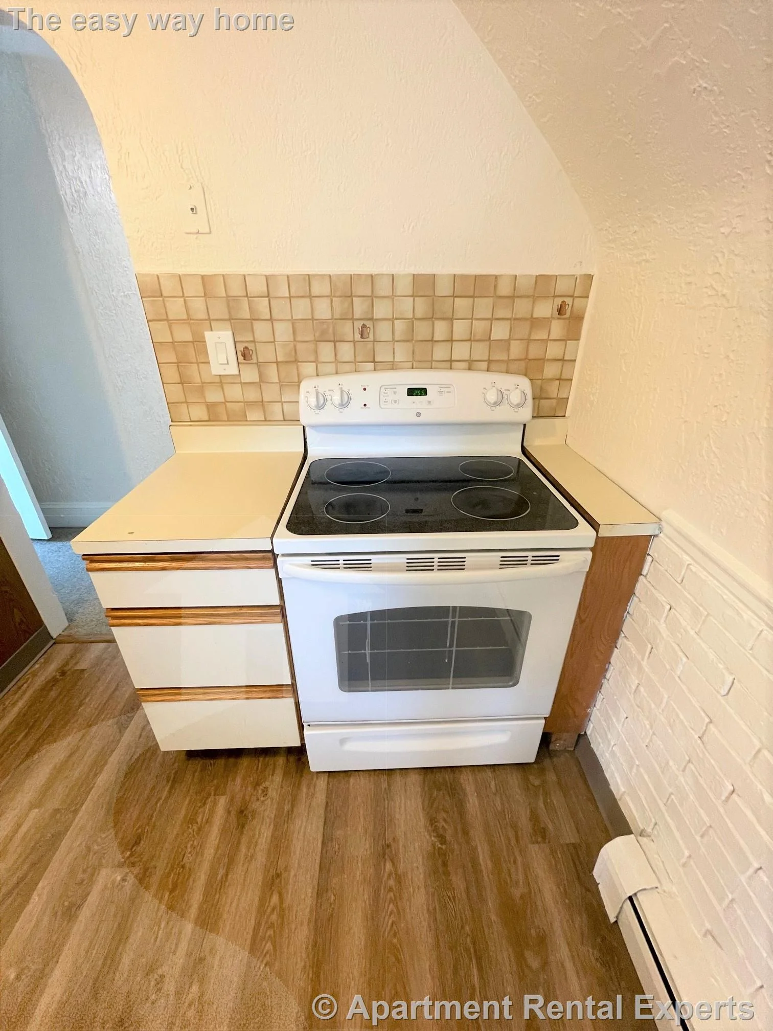 1 bed, 1 bath apartment for rent at 224 Harvard St Unit 3, Tufts — photo 2 of 14