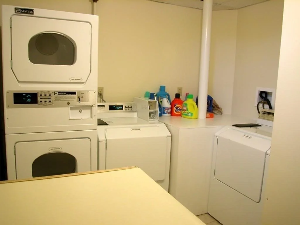 2 bed, 1 bath apartment for rent at 224 Jamaicaway Unit 8, Jamaica Plain — photo 10 of 11