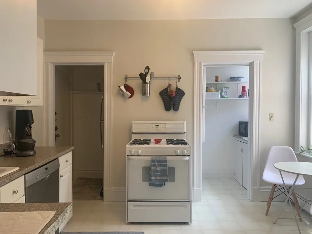 2 bed, 1 bath apartment for rent at 224 Jamaicaway Unit 8, Jamaica Plain — photo 3 of 11