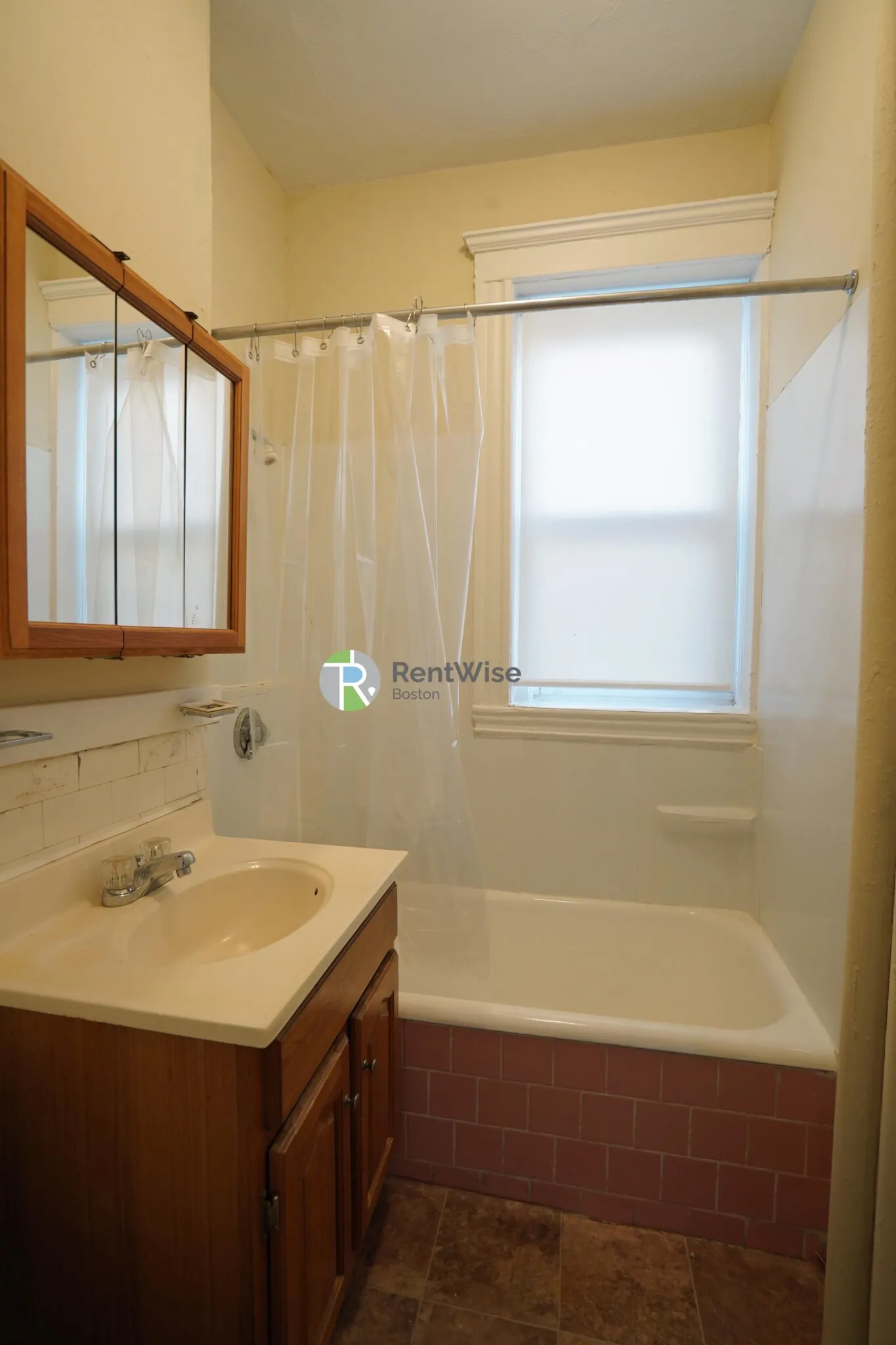 1 bed, 1 bath apartment for rent at 224 Kelton St Unit 10, Allston — photo 13 of 17