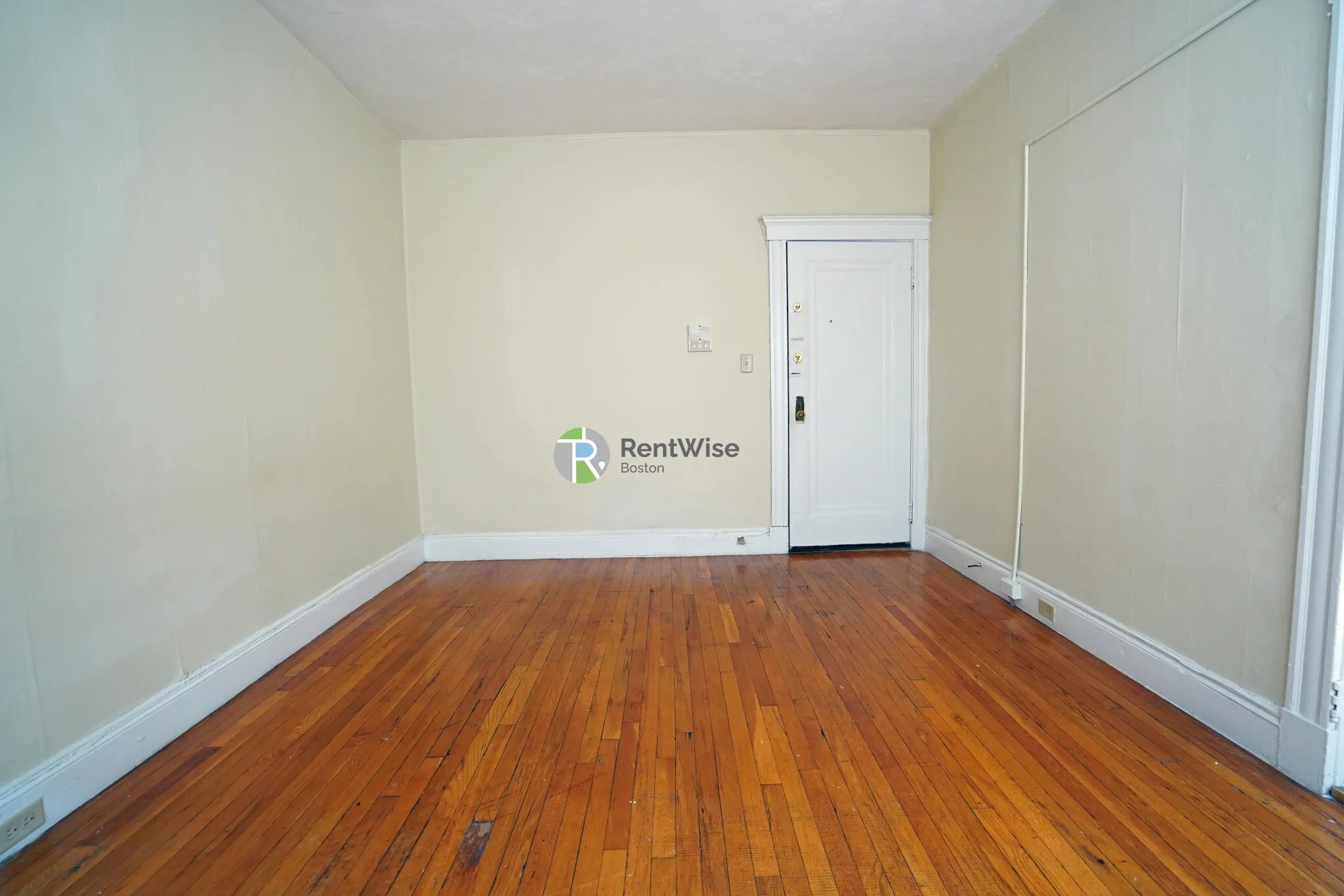 1 bed, 1 bath apartment for rent at 224 Kelton St Unit 3, Allston — photo 3 of 15