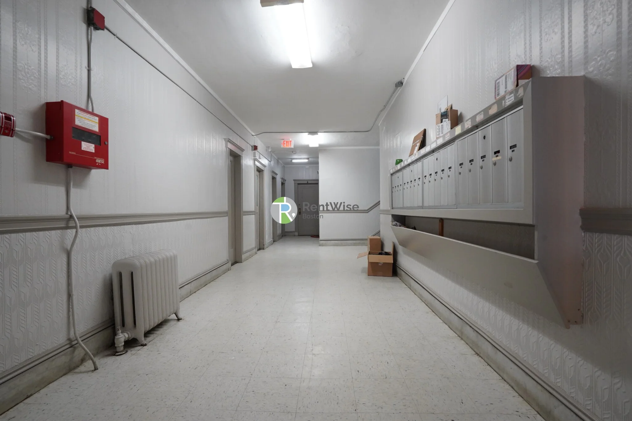 1 bed, 1 bath apartment for rent at 224 Kelton St Unit 3, Allston — photo 13 of 15