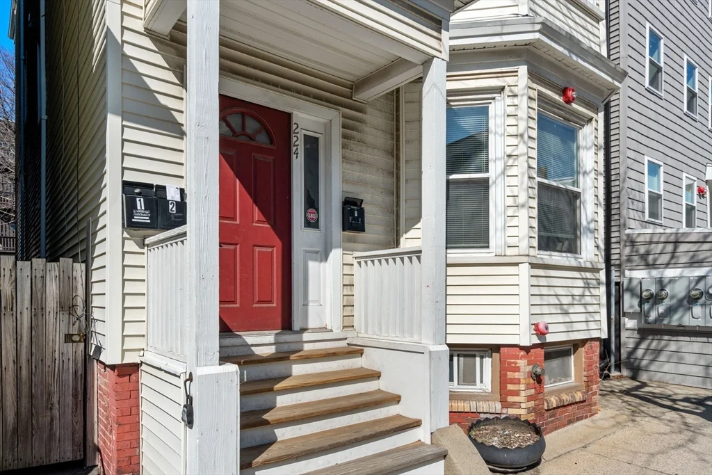 3 bed, 2 bath apartment for rent at 224 Lexington St Unit 1, East Boston — photo 13 of 17