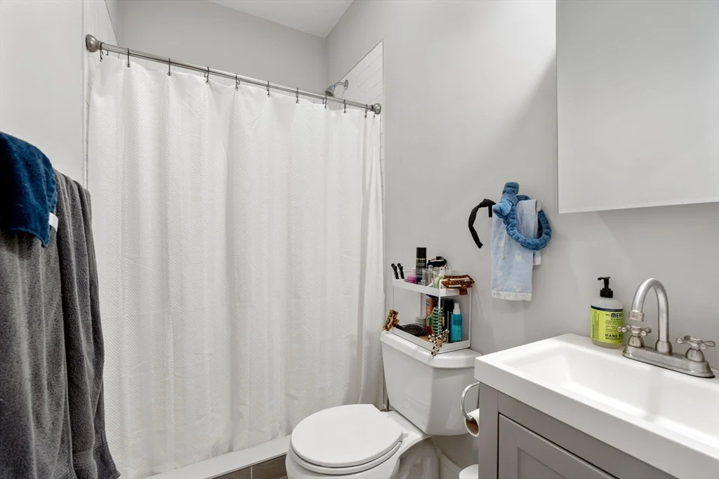 3 bed, 2 bath apartment for rent at 224 Lexington St Unit 1, East Boston — photo 12 of 17