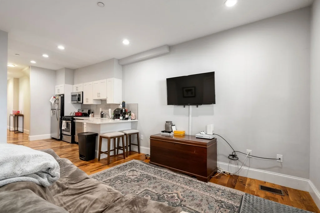 4 bed, 2 bath apartment for rent at 224 Lexington St Unit 2, East Boston — photo 11 of 14
