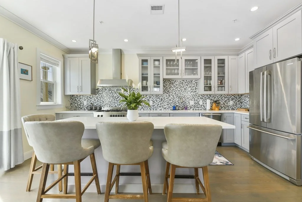 2 bed, 2 bath apartment for rent at 224 M St Unit 3, South Boston — photo 3 of 25