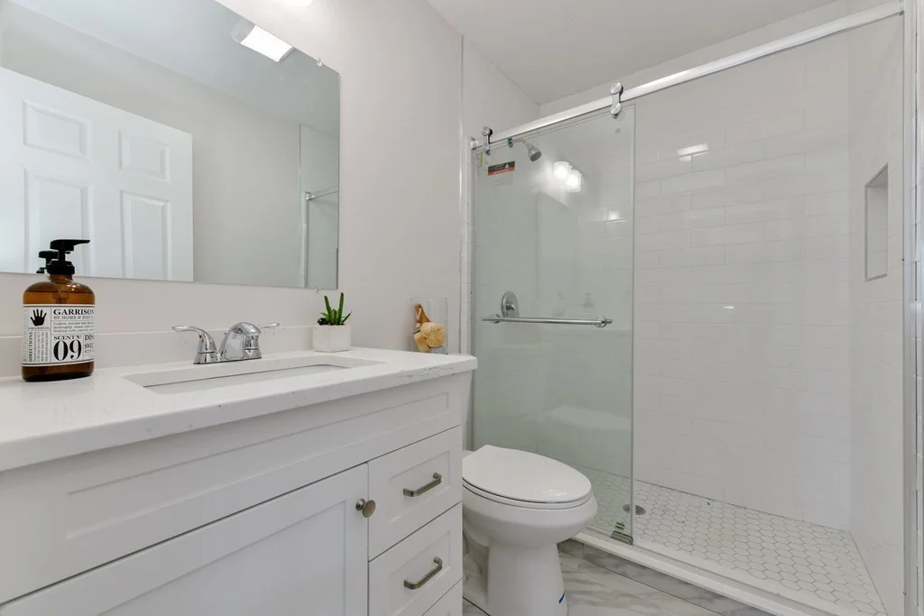 2 bed, 1 bath apartment for rent at 224 Newbury Ave Unit 1, Quincy — photo 10 of 14