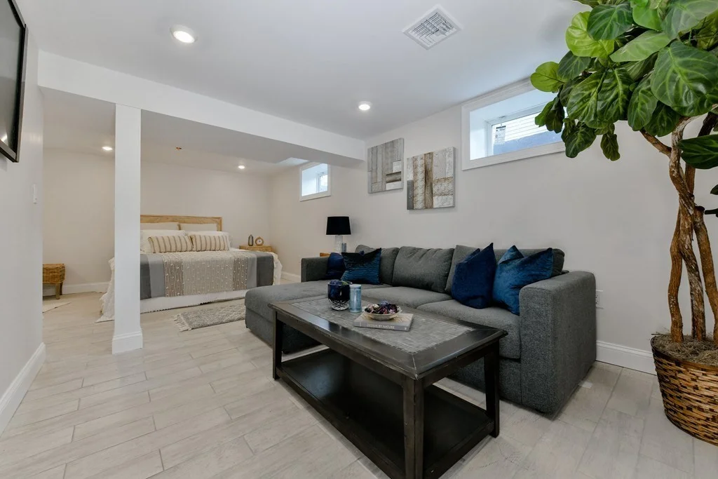 2 bed, 1 bath apartment for rent at 224 Newbury Ave Unit 1, Quincy — photo 11 of 14