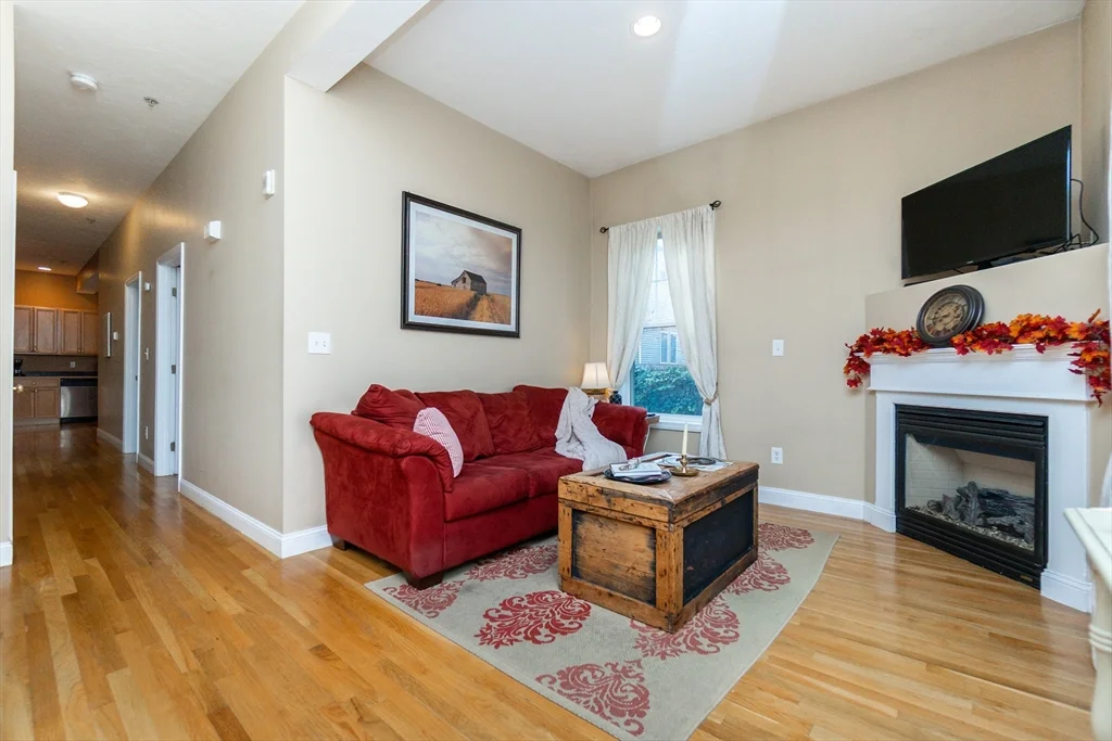 2 bed, 1 bath apartment for rent at 224 Salem St Unit 5, Medford — photo 9 of 31