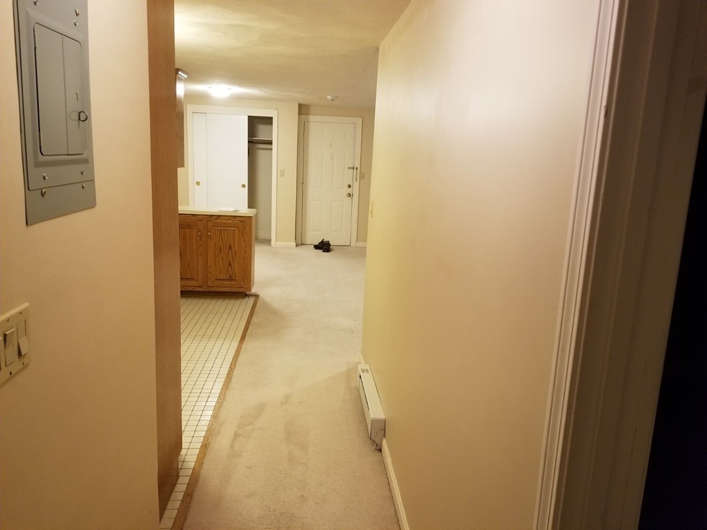 1 bed, 1 bath apartment for rent at 224 School Unit 999, Walpole — photo 4 of 9