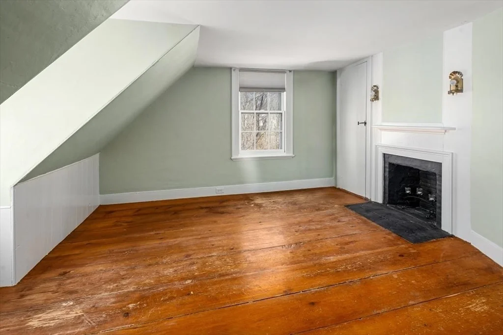 2 bed, 1 bath apartment for rent at 224 South St Unit 224, Hingham — photo 12 of 20