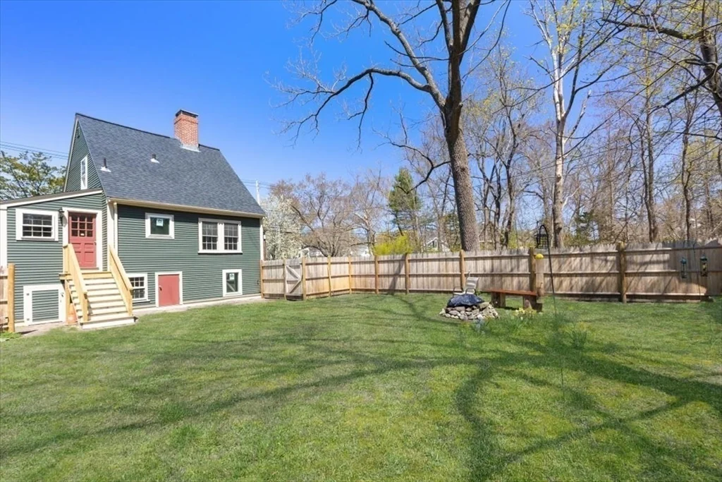 2 bed, 1 bath apartment for rent at 224 South St Unit 224, Hingham — photo 19 of 20