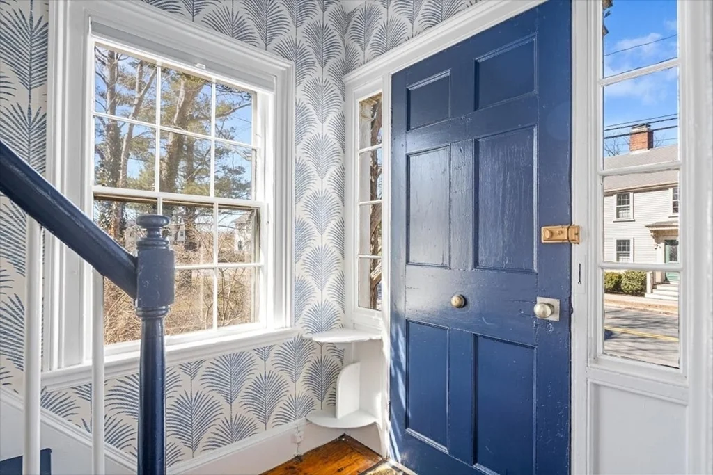 2 bed, 1 bath apartment for rent at 224 South St Unit 224, Hingham — photo 3 of 20