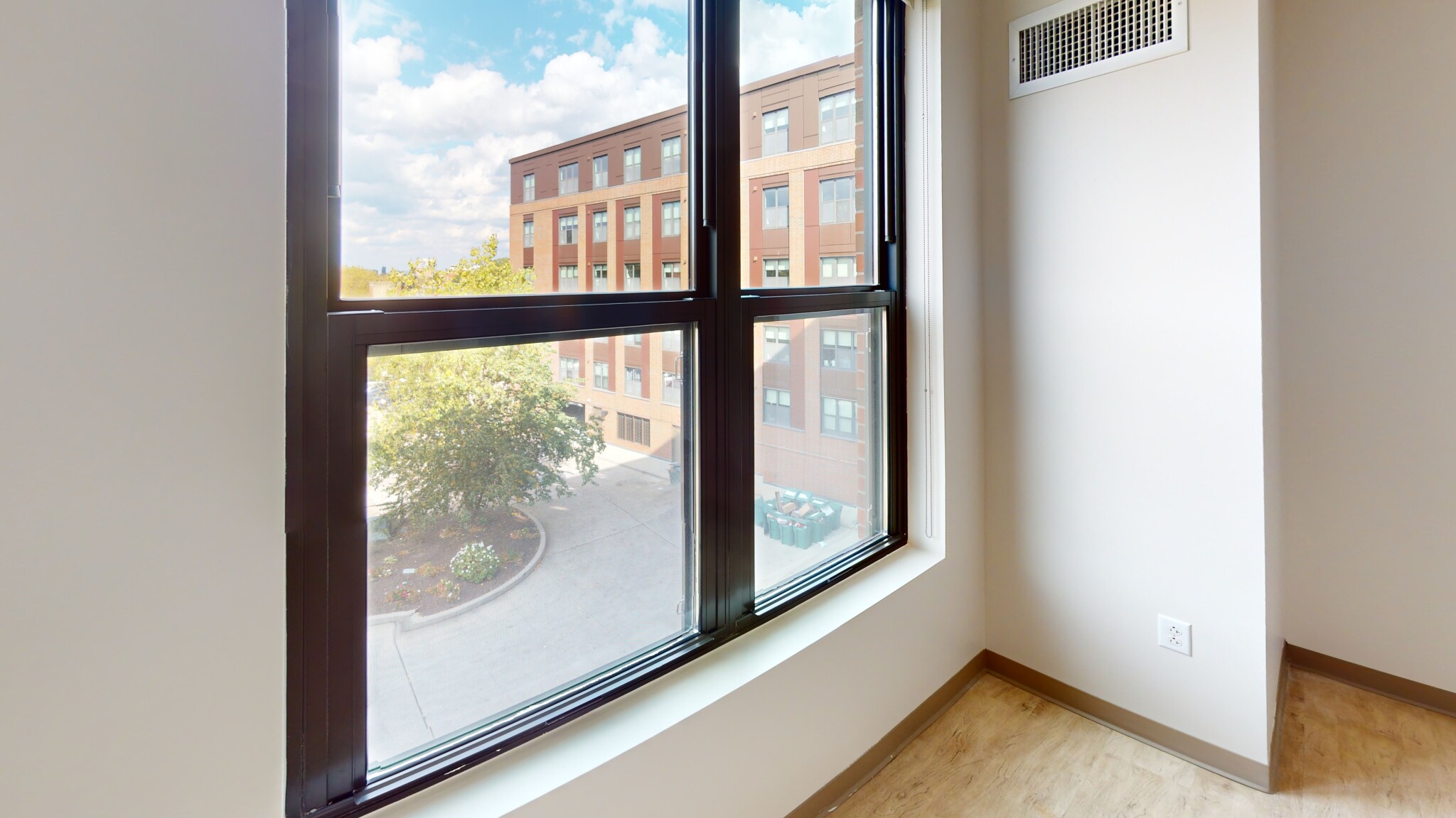 1 bed, 1 bath apartment for rent at 225 Centre St Unit 315, Jamaica Plain — photo 5 of 10