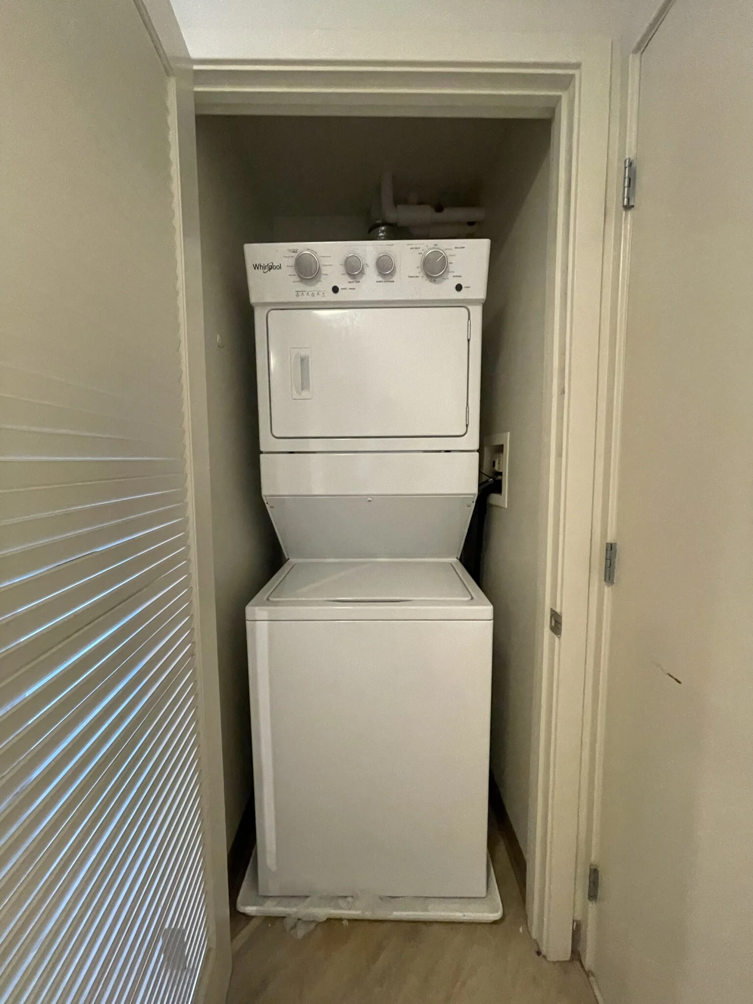 1 bed, 1 bath apartment for rent at 225 Centre St Unit 402, Jamaica Plain — photo 9 of 13