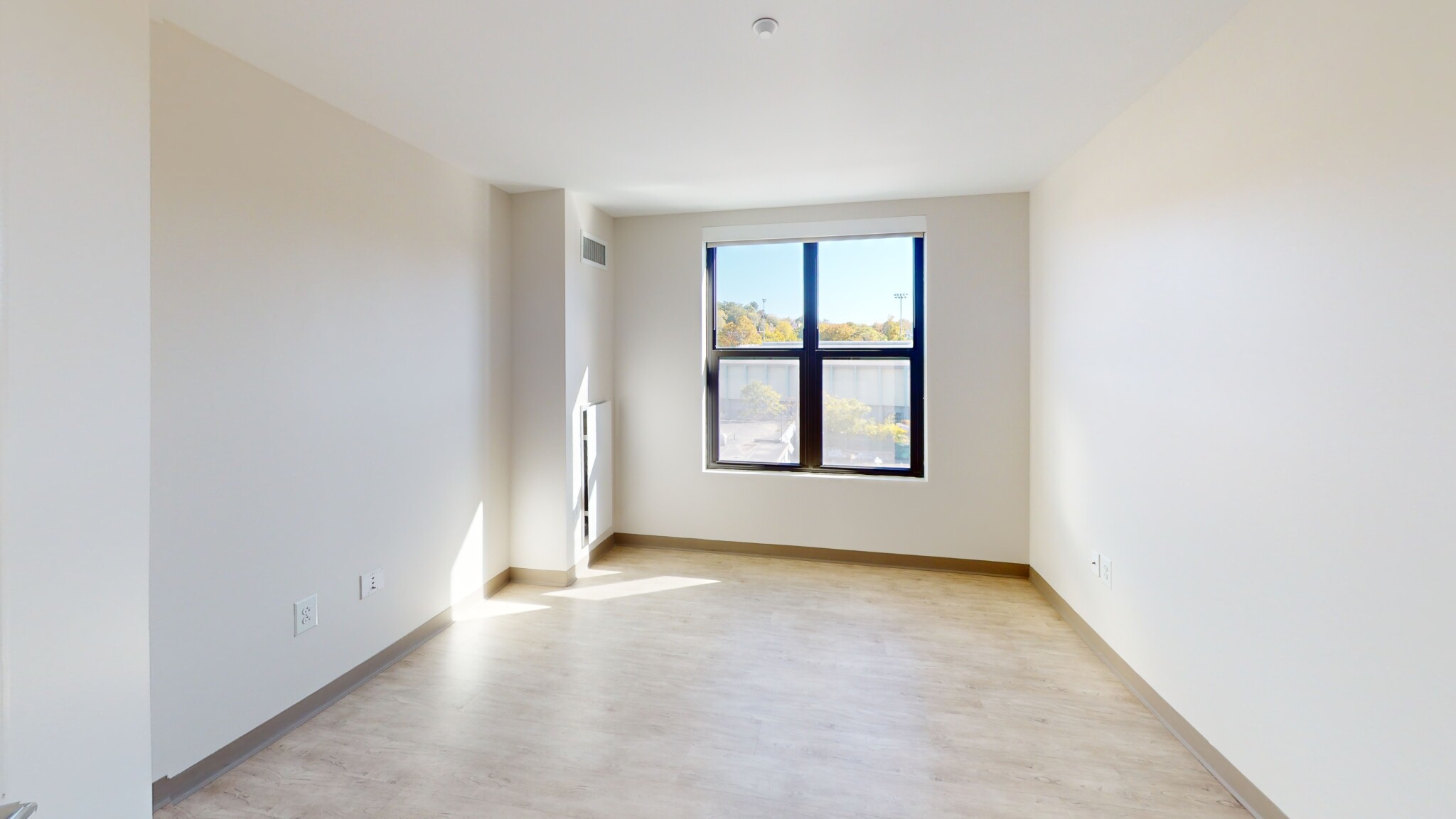 2 bed, 2 bath apartment for rent at 225 Centre St Unit 708, Jamaica Plain — photo 5 of 9