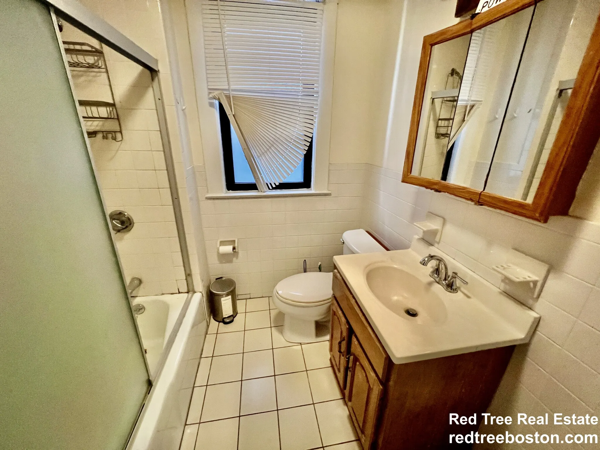 4 bed, 1 bath apartment for rent at 225 Chestnut Hill Ave Unit 1, Brighton — photo 7 of 25