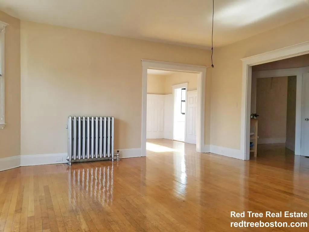 4 bed, 1 bath apartment for rent at 225 Chestnut Hill Ave Unit 1, Brighton — photo 16 of 25