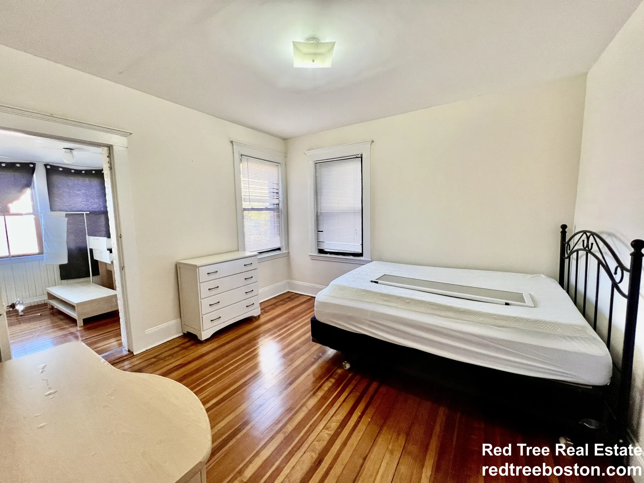 4 bed, 1 bath apartment for rent at 225 Chestnut Hill Ave Unit 1, Brighton — photo 9 of 25