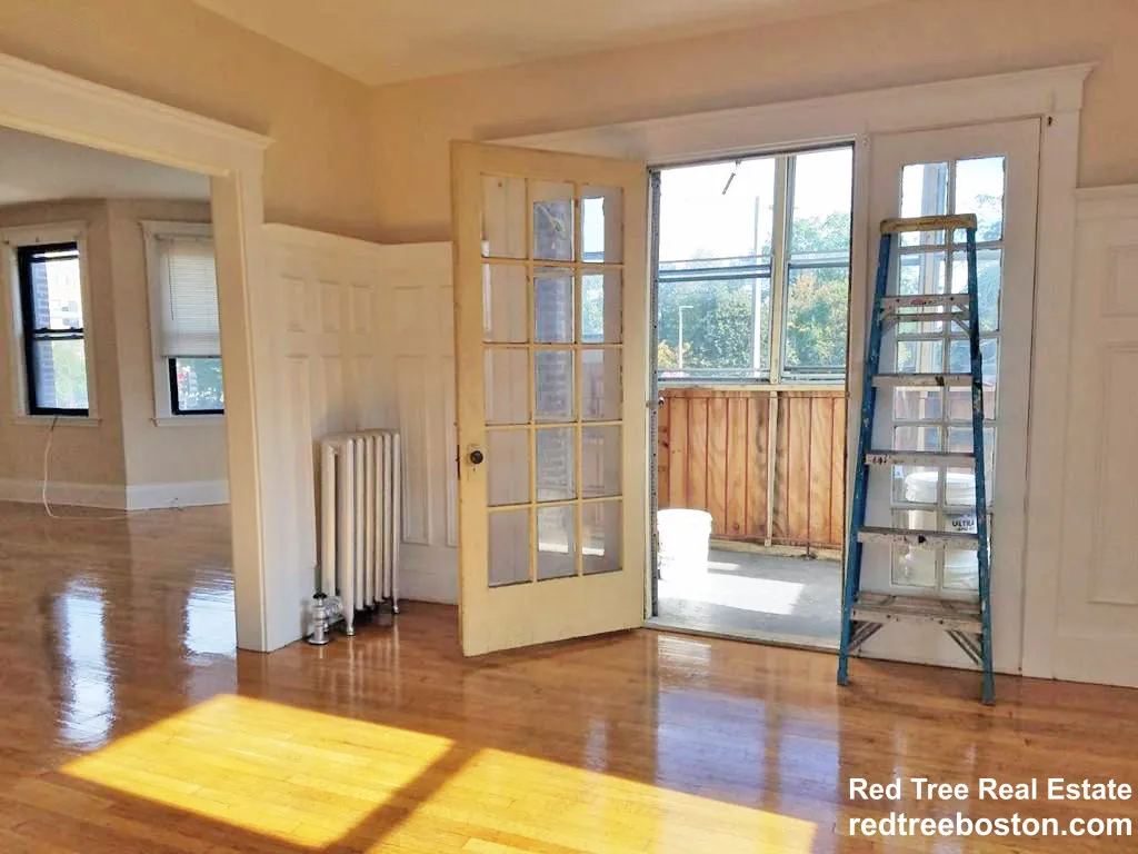 4 bed, 1 bath apartment for rent at 225 Chestnut Hill Ave Unit 1, Brighton — photo 21 of 25