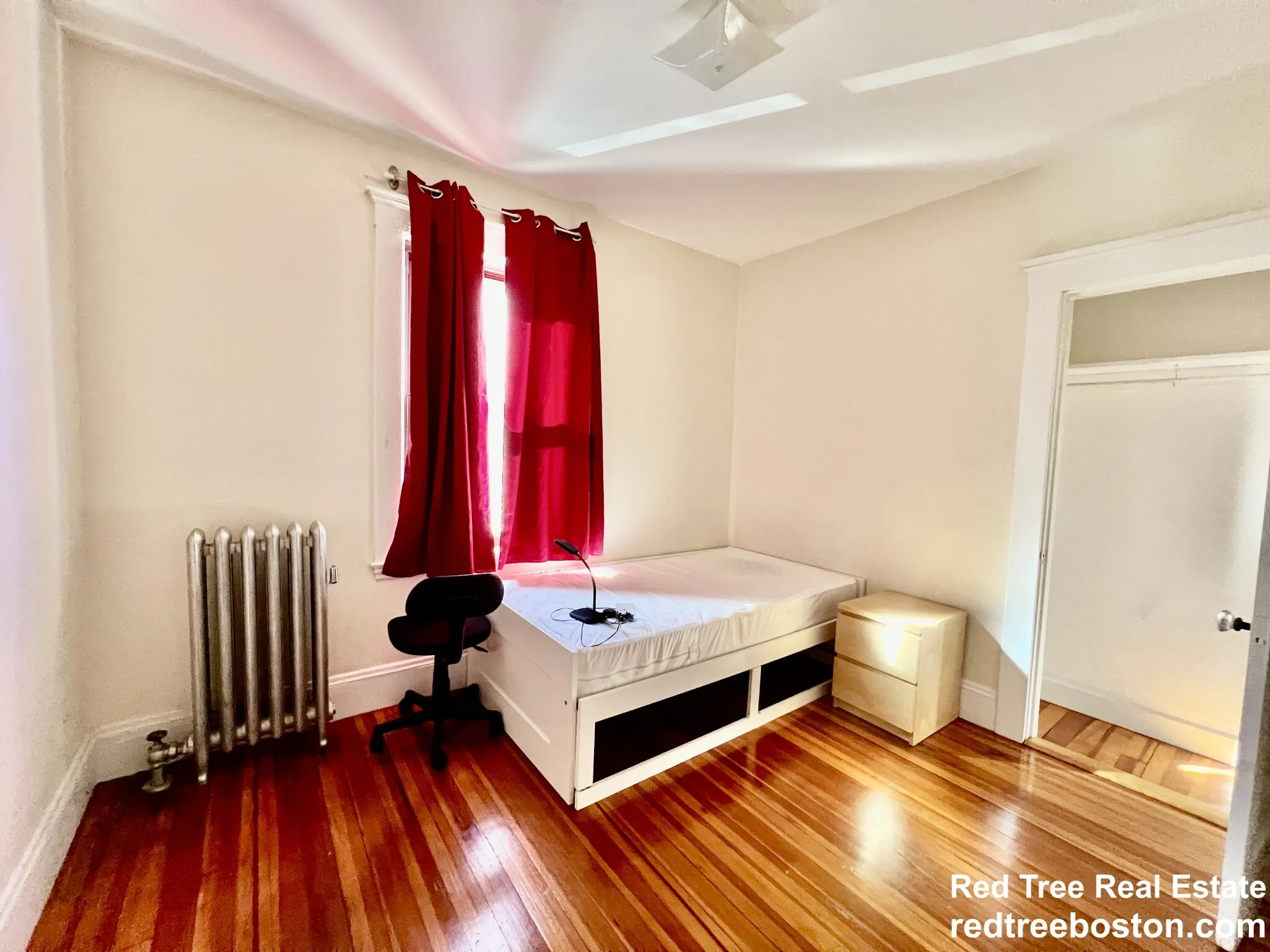 4 bed, 1 bath apartment for rent at 225 Chestnut Hill Ave Unit 1, Brighton — photo 8 of 25