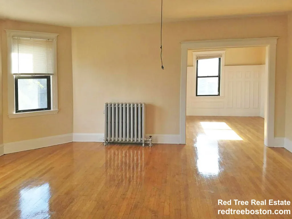 4 bed, 1 bath apartment for rent at 225 Chestnut Hill Ave Unit 1, Brighton — photo 17 of 25