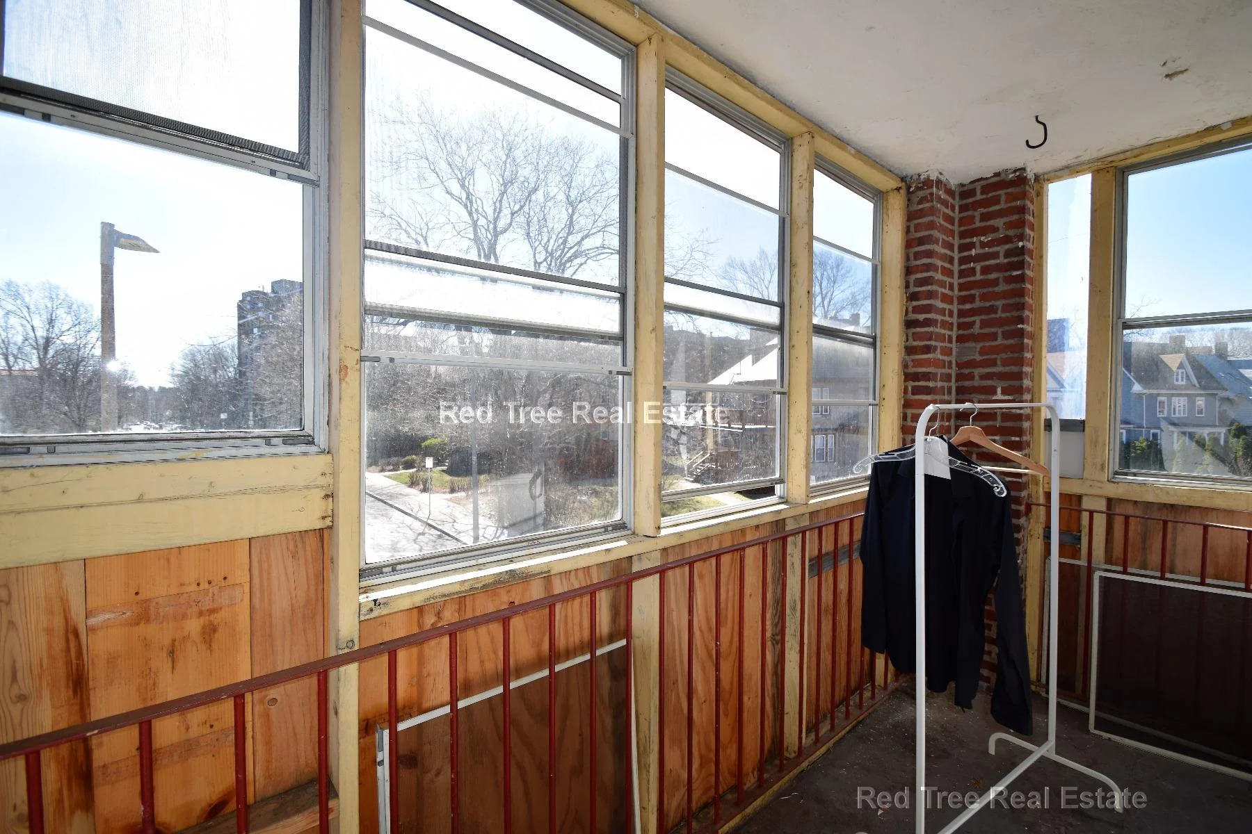 4 bed, 1 bath apartment for rent at 225 Chestnut Hill Ave Unit 2, Brighton — photo 8 of 17