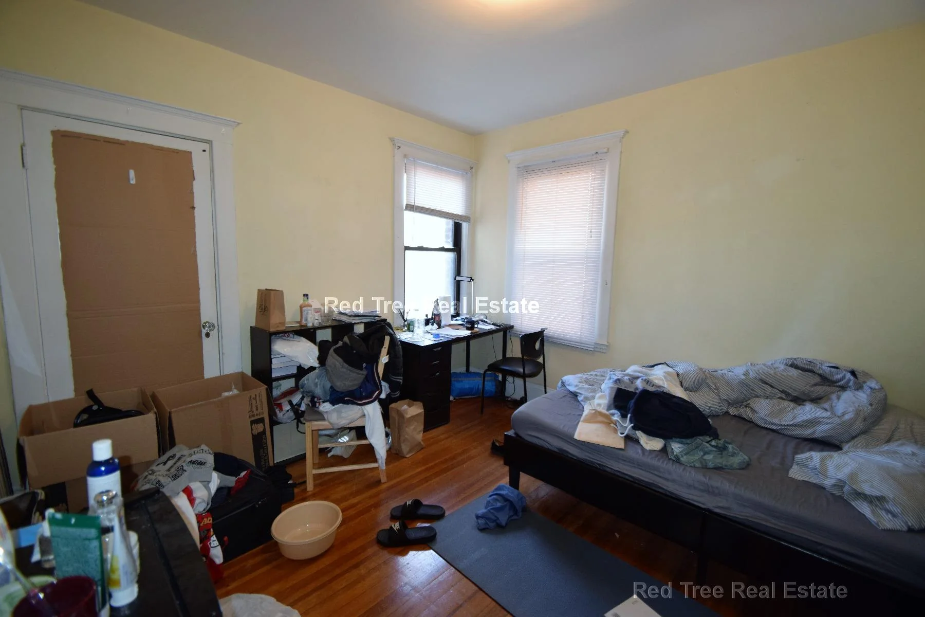 4 bed, 1 bath apartment for rent at 225 Chestnut Hill Ave Unit 2, Brighton — photo 12 of 17