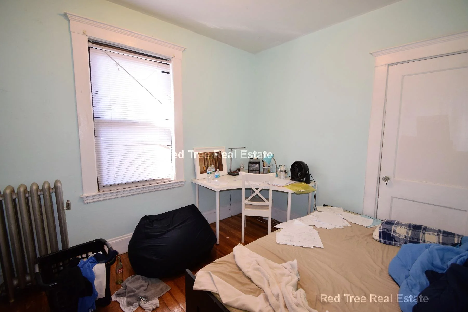 4 bed, 1 bath apartment for rent at 225 Chestnut Hill Ave Unit 2, Brighton — photo 7 of 17
