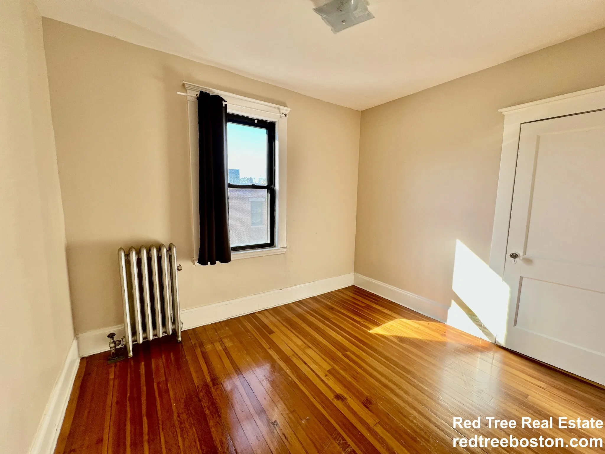 4 bed, 1 bath apartment for rent at 225 Chestnut Hill Ave Unit 3, Brighton — photo 9 of 23