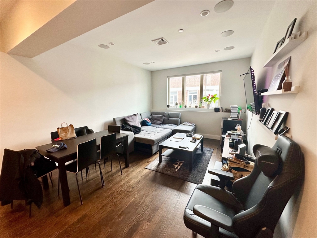 2 bed, 2 bath apartment for rent at 225 Dorchester St Unit 19, South Boston — photo 7 of 19