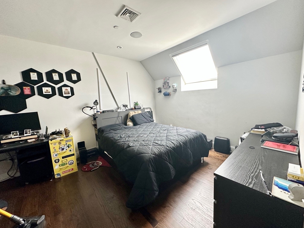 2 bed, 2 bath apartment for rent at 225 Dorchester St Unit 19, South Boston — photo 13 of 19