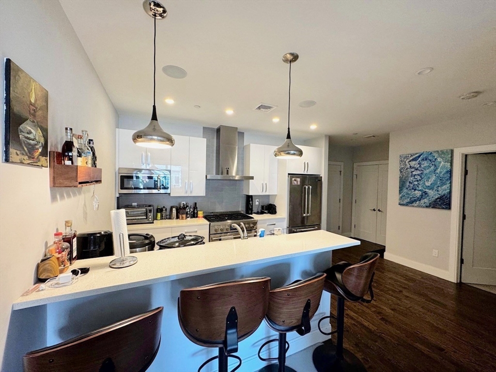 2 bed, 2 bath apartment for rent at 225 Dorchester St Unit 19, South Boston — photo 3 of 19