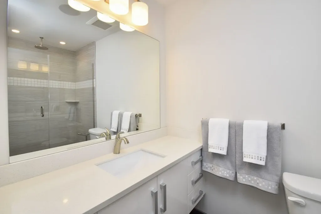 3 bed, 3 bath apartment for rent at 225 Dorchester St Unit 26, South Boston — photo 9 of 15