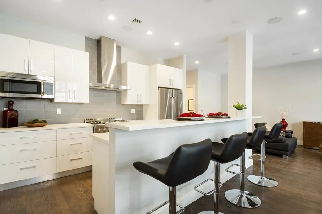 3 bed, 3 bath apartment for rent at 225 Dorchester St Unit 26, South Boston