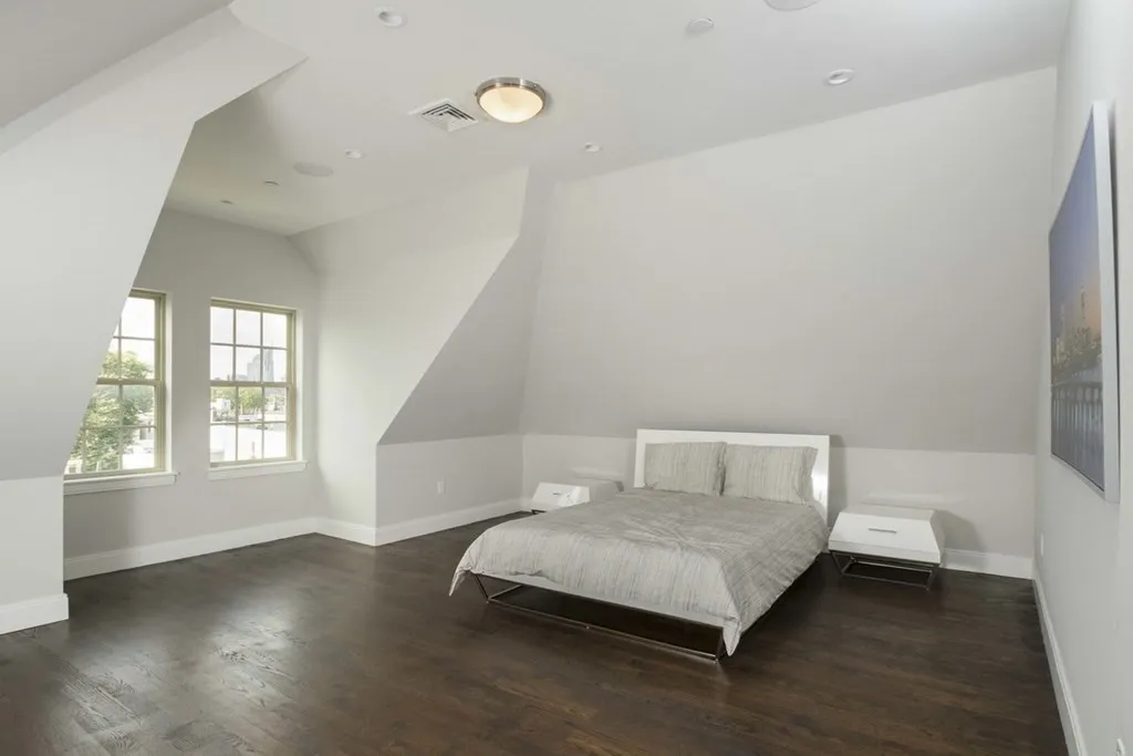3 bed, 3 bath apartment for rent at 225 Dorchester St Unit 26, South Boston — photo 6 of 15