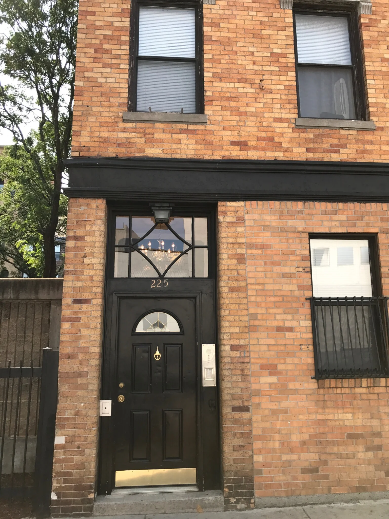 4 bed, 1 bath apartment for rent at 225 East Berkeley St Unit 4A, Roxbury — photo 10 of 10