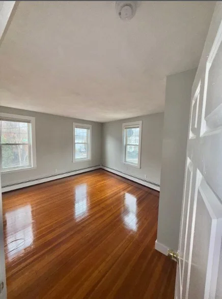 4 bed, 1 bath apartment for rent at 225 Florence St Unit 2nd fl, Roslindale — photo 10 of 16