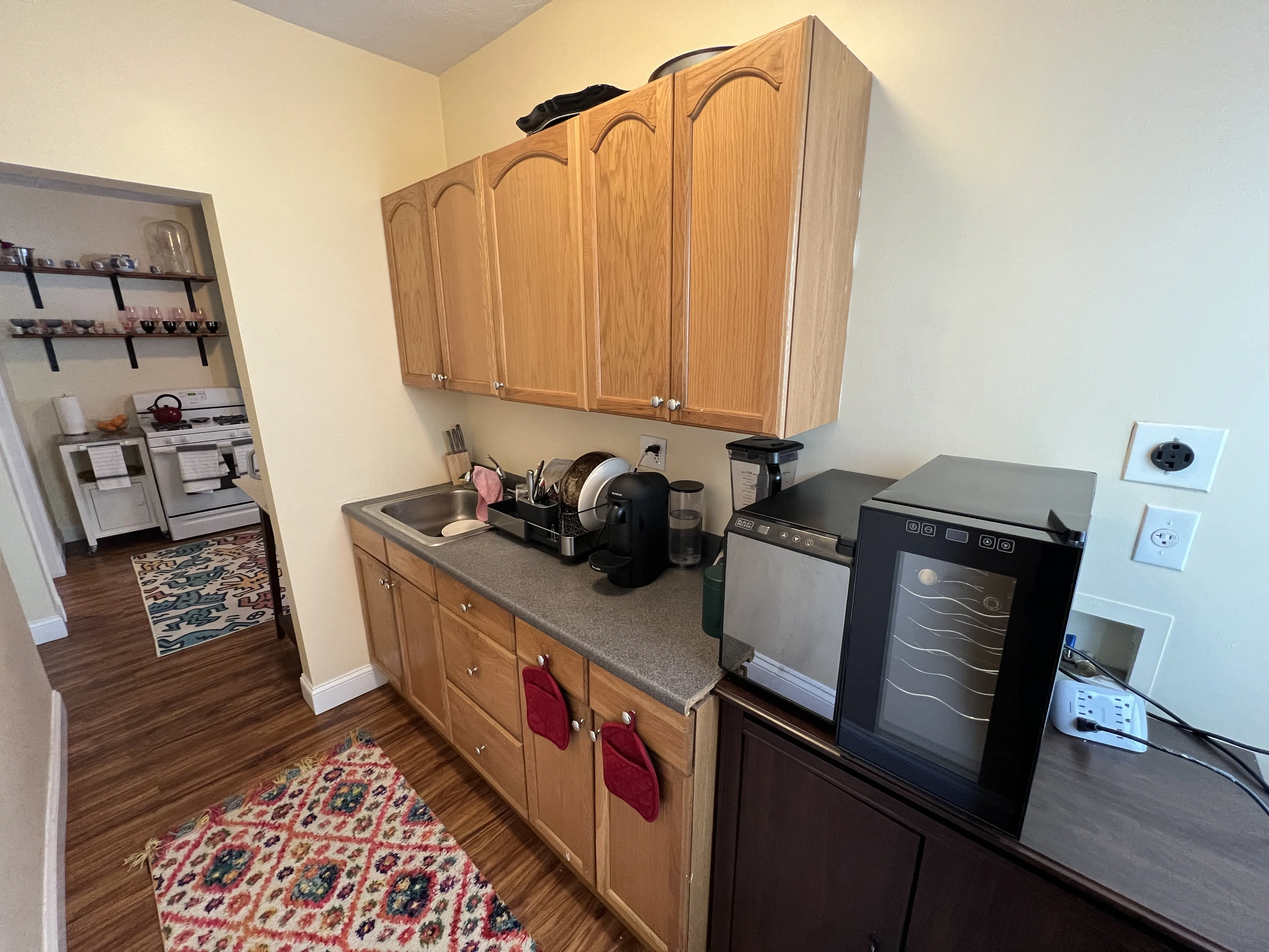 2.5 bed, 1 bath apartment for rent at 225 Holland St Unit 1, Teele Square — photo 24 of 33