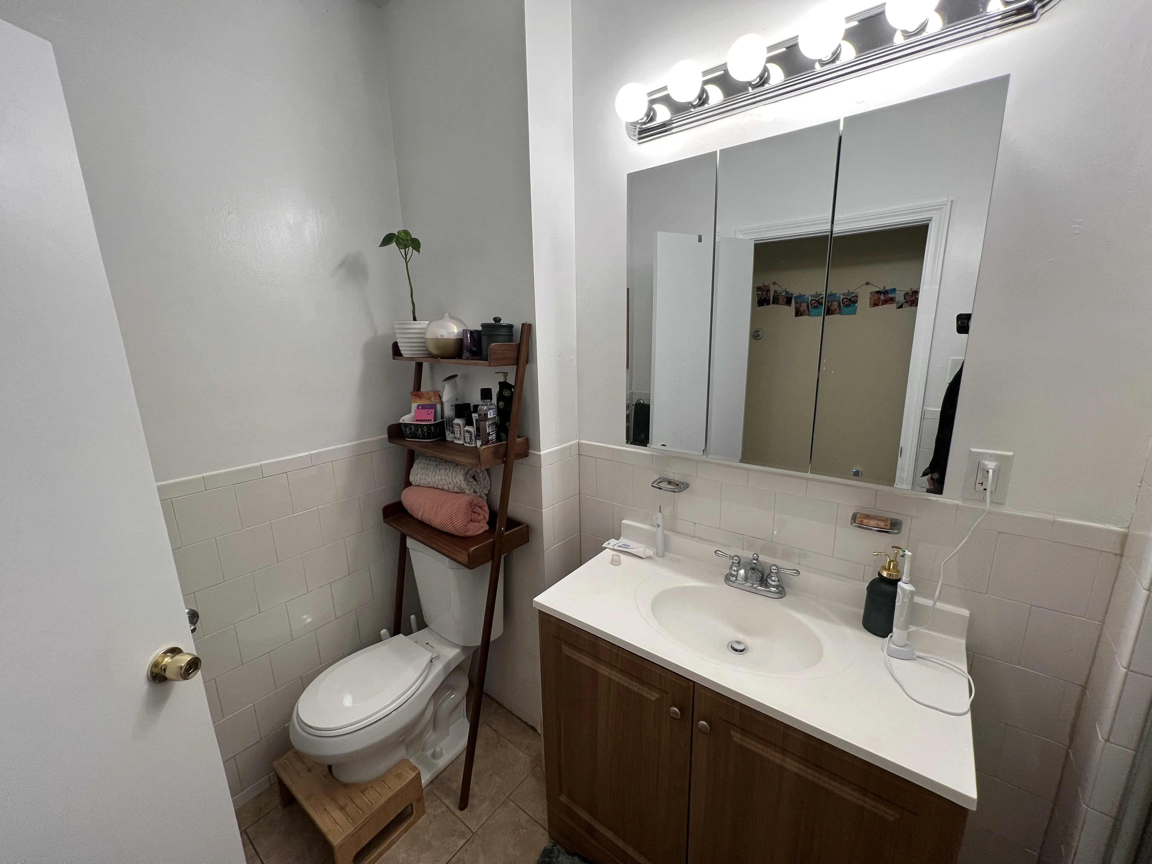 2.5 bed, 1 bath apartment for rent at 225 Holland St Unit 1, Teele Square — photo 15 of 33