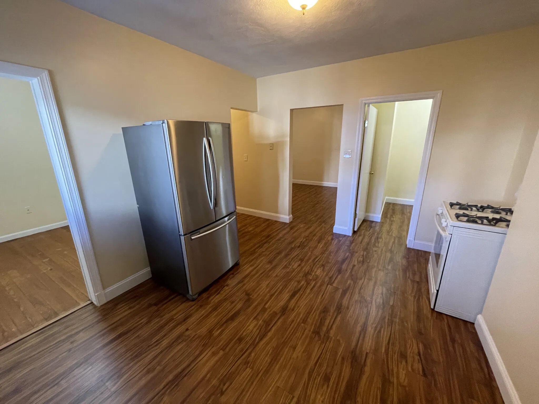3 bed, 1 bath apartment for rent at 225 Holland St Unit 2, Teele Square — photo 1 of 24