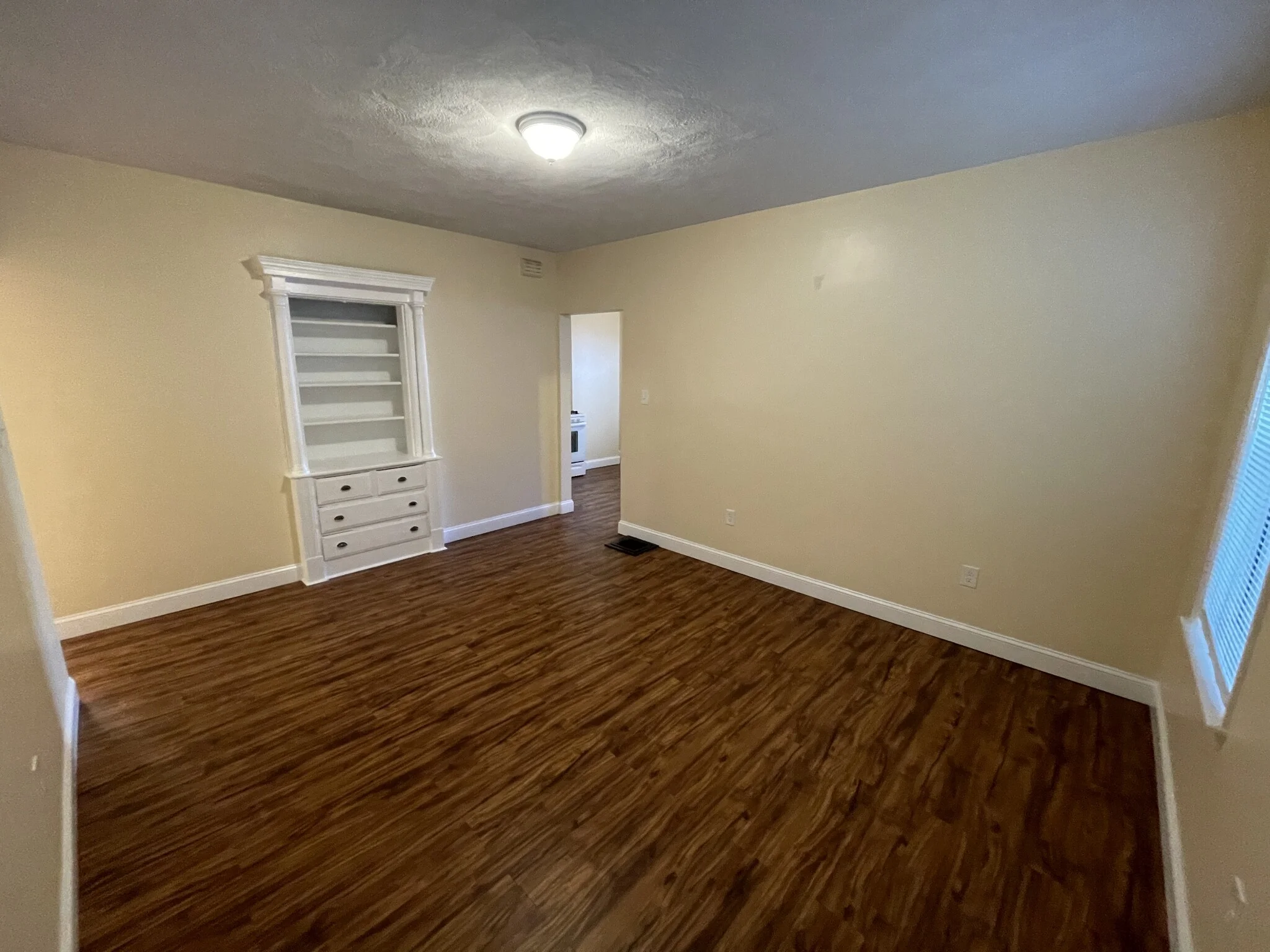 3 bed, 1 bath apartment for rent at 225 Holland St Unit 2, Teele Square — photo 23 of 24