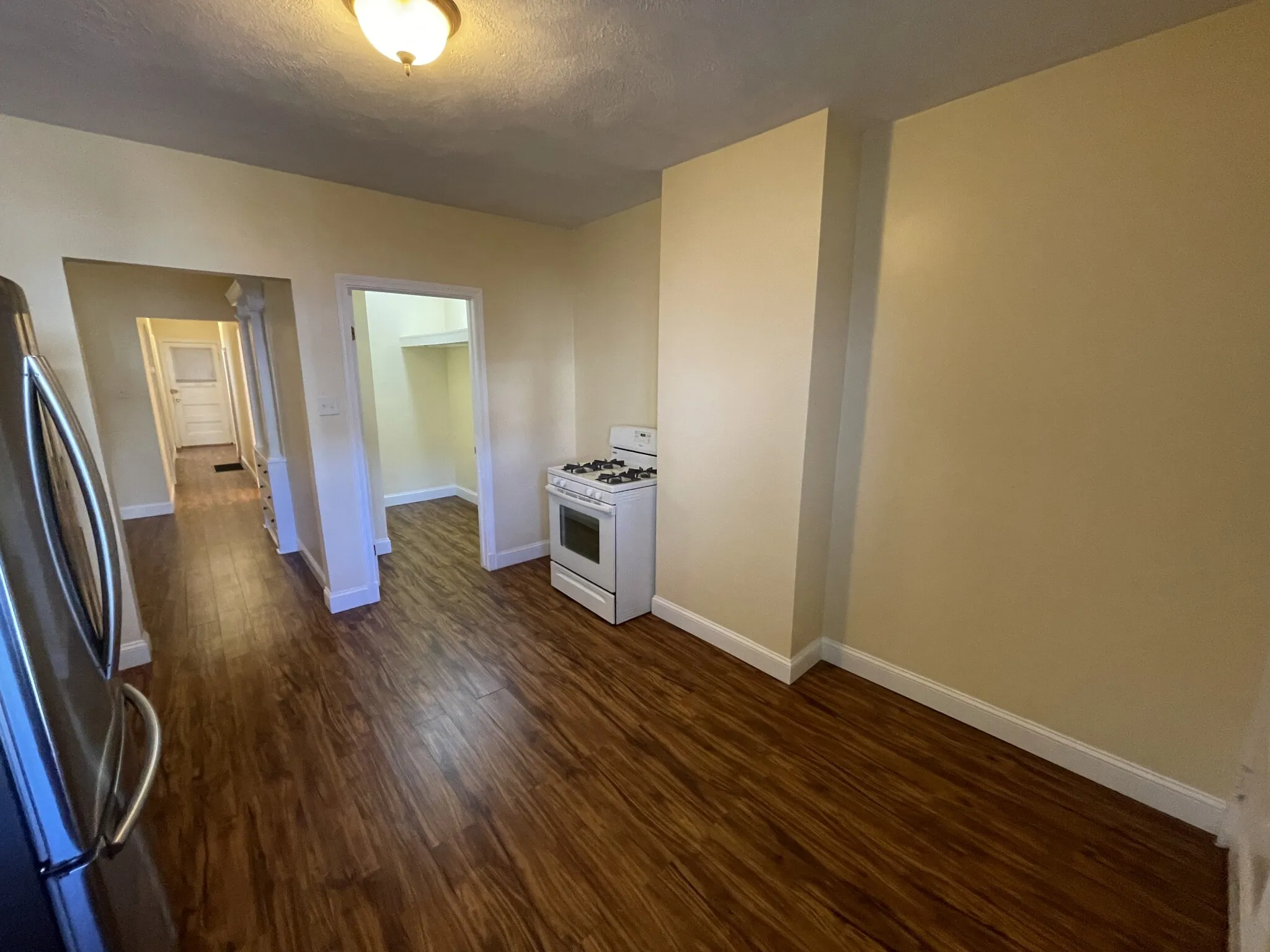 3 bed, 1 bath apartment for rent at 225 Holland St Unit 2, Teele Square — photo 8 of 24